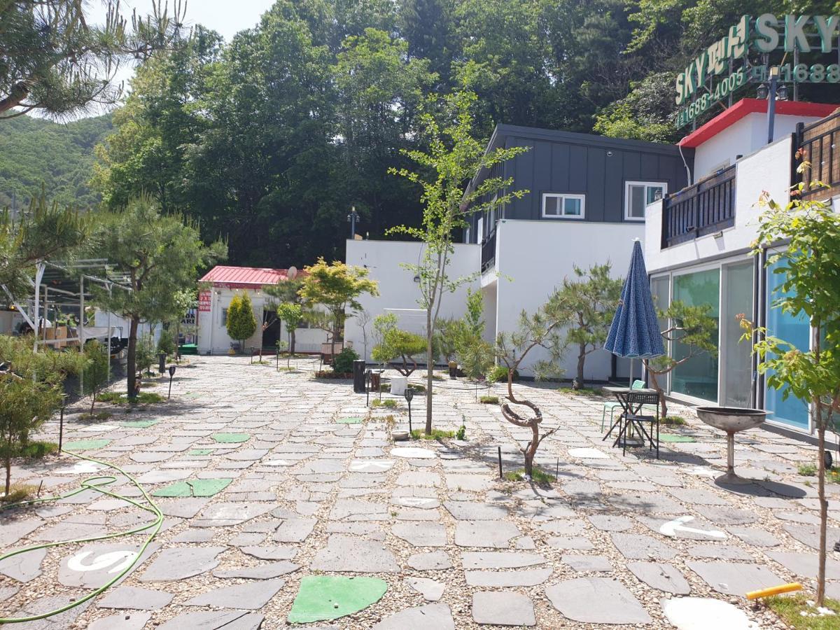 Sky Vivaldi Pension Hongcheon Exterior photo