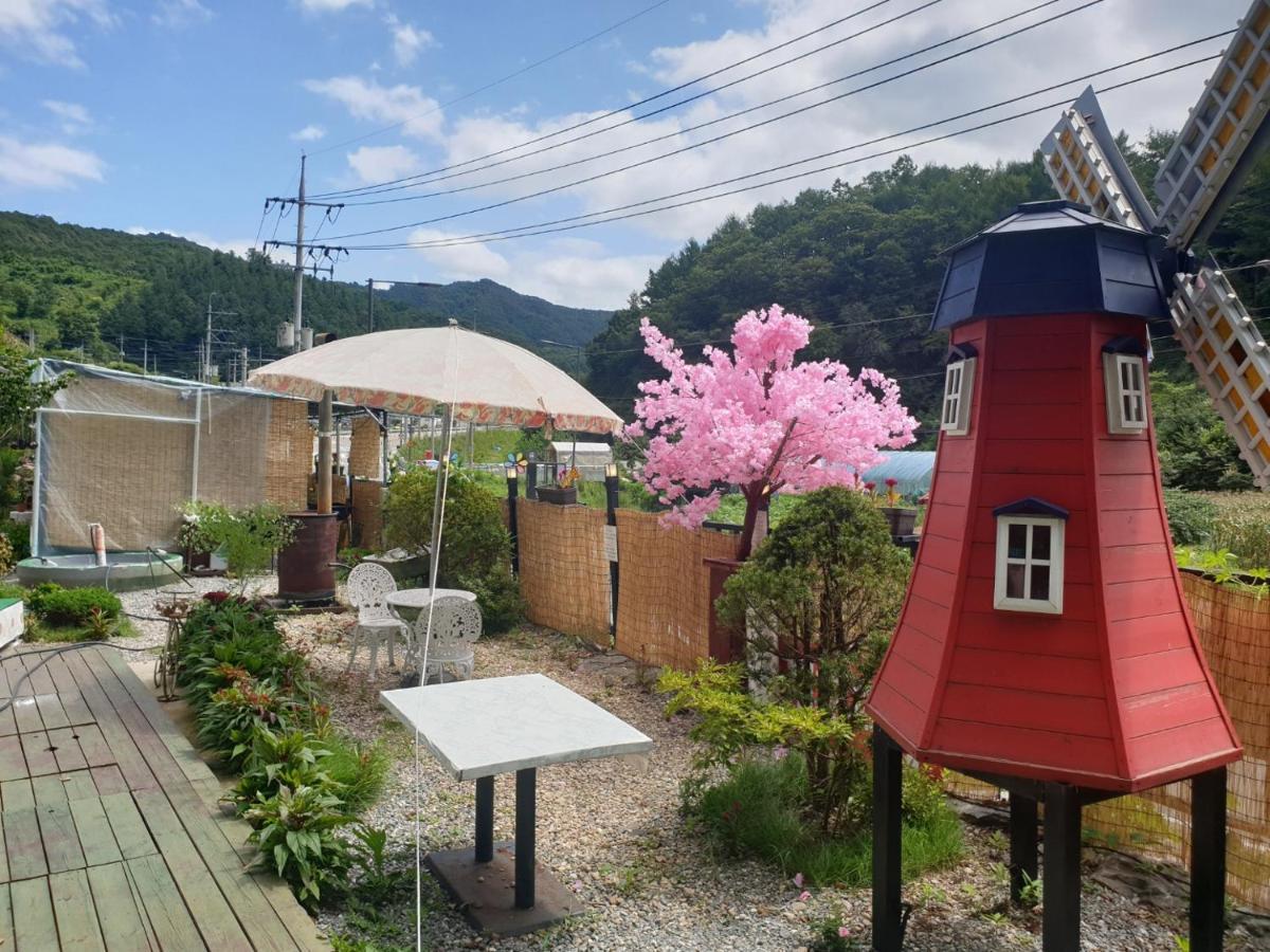 Sky Vivaldi Pension Hongcheon Exterior photo